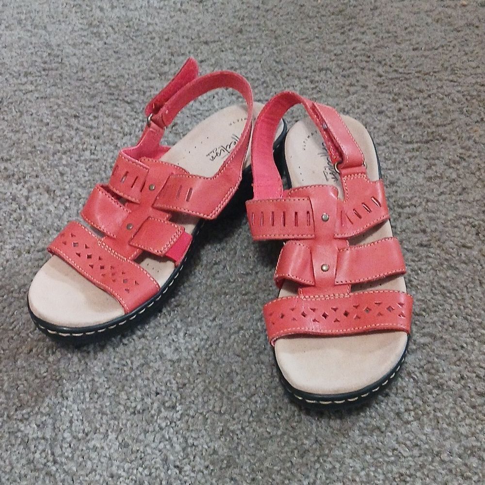 Collection by Clarks Lexi Qwin Coral Leather Sandals Women’s Size 8N NWT